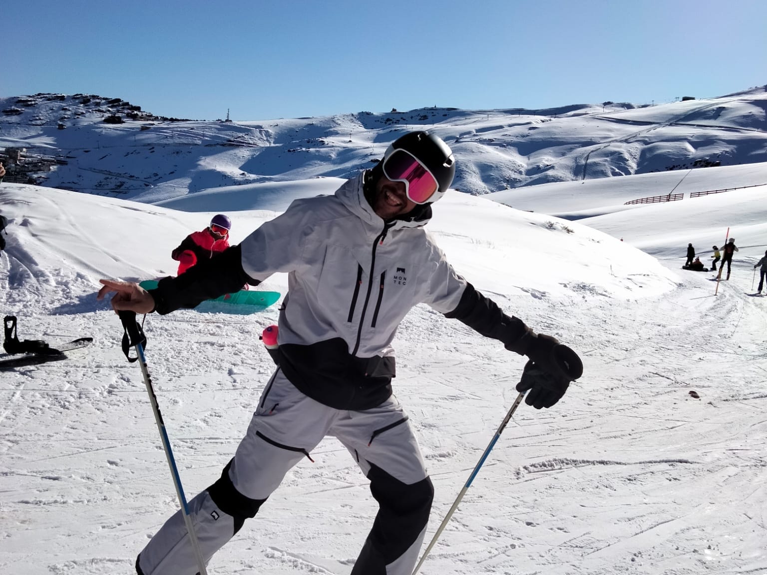 Aprende a esquiar con nuestras Clases de esquí en Sierra Nevada